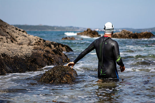 The Differences Between Triathlon Wetsuits and Open Water Wetsuits ...