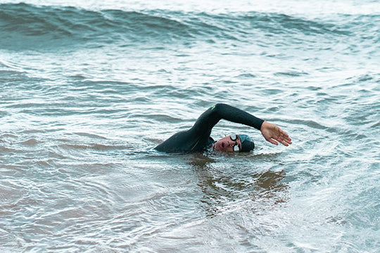 Can a Triathlon Wetsuit Handle Diving? Understanding the Key Differences