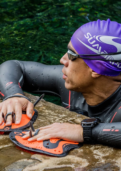 swimming hand paddles